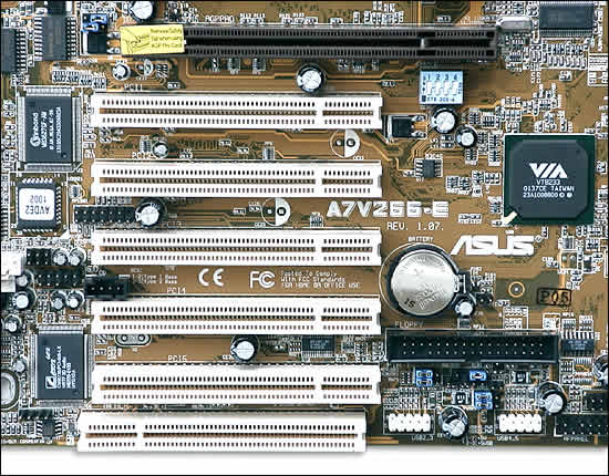 PCI Slots und AGP