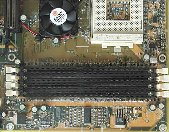 DIMM Steckplätze
