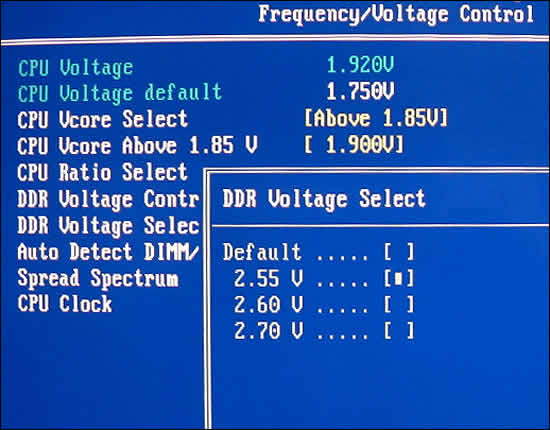 DIMM Spannung