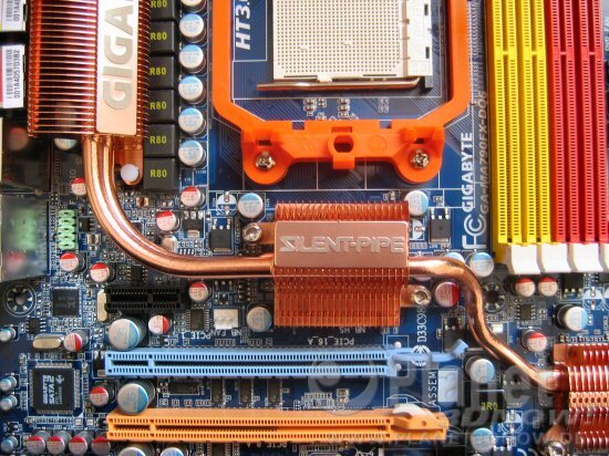 Bild vom Layout des Gigabyte GA-MA790-DQ6