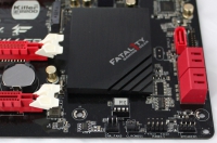 ASRock Fatal1ty 990FX Killer 04