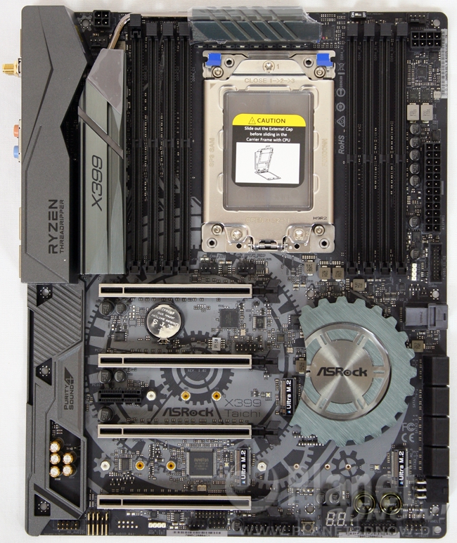 ASRock X399 Taichi: Layout