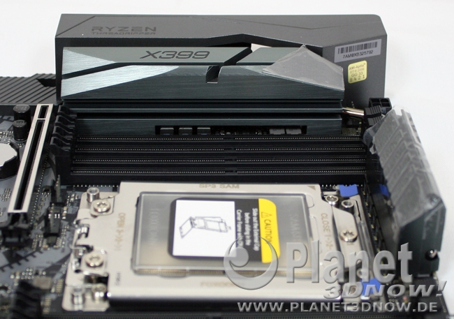 ASRock X399 Taichi: Layout