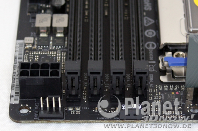 ASRock X399 Taichi: Layout