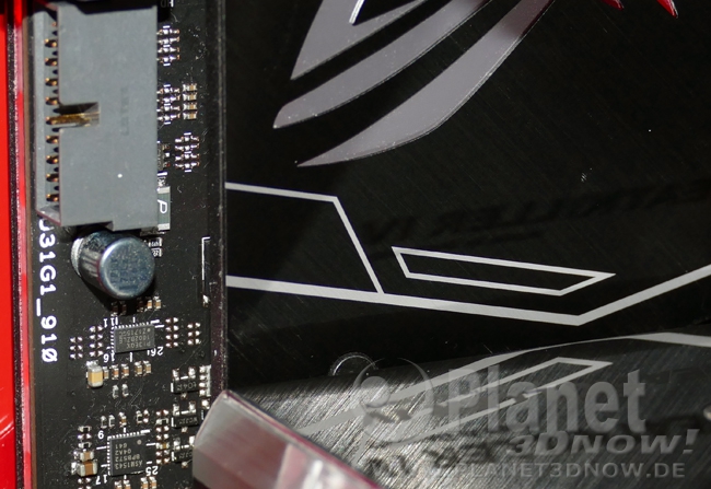 ASUS ROG Zenith Extreme: M.2-Steckplatz unter Chipsatzkühler