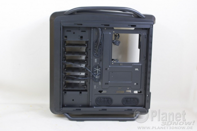 Cooler Master Cosmos SE: Blick hinter den Mainboardtray