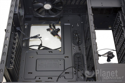 Cooler Master Cosmos SE: Mainboardtray