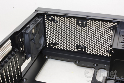 Corsair Carbide 330R: Deckel von Innen