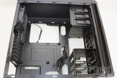 Corsair Carbide 330R: Mainboardträger