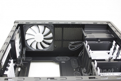 Fractal Design Arc Mini R2 - Lüfter im Deckel