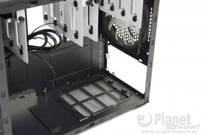 Fractal_Design_Node_804_17