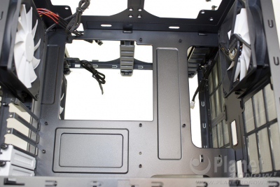 Fractal_Design_Node_804_29