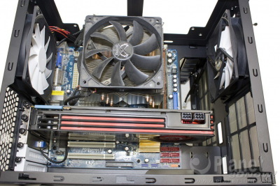 Fractal_Design_Node_804_31