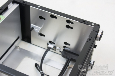Lian_Li-PC-Q21_13
