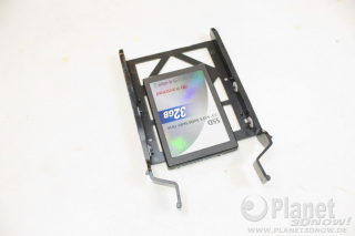 Phanteks Enthoo Primo: SSD in Festplattenhalterung
