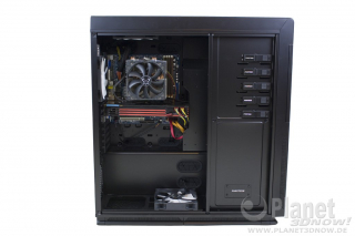 Phanteks Enthoo Primo: Komplettsystem eingebaut