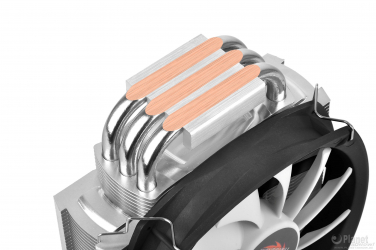 thermaltake-frio-silent-series-with-solid-cooper-heat-pipes-dissipate-heat-effectively-allowing-maximum-heat-conductivity
